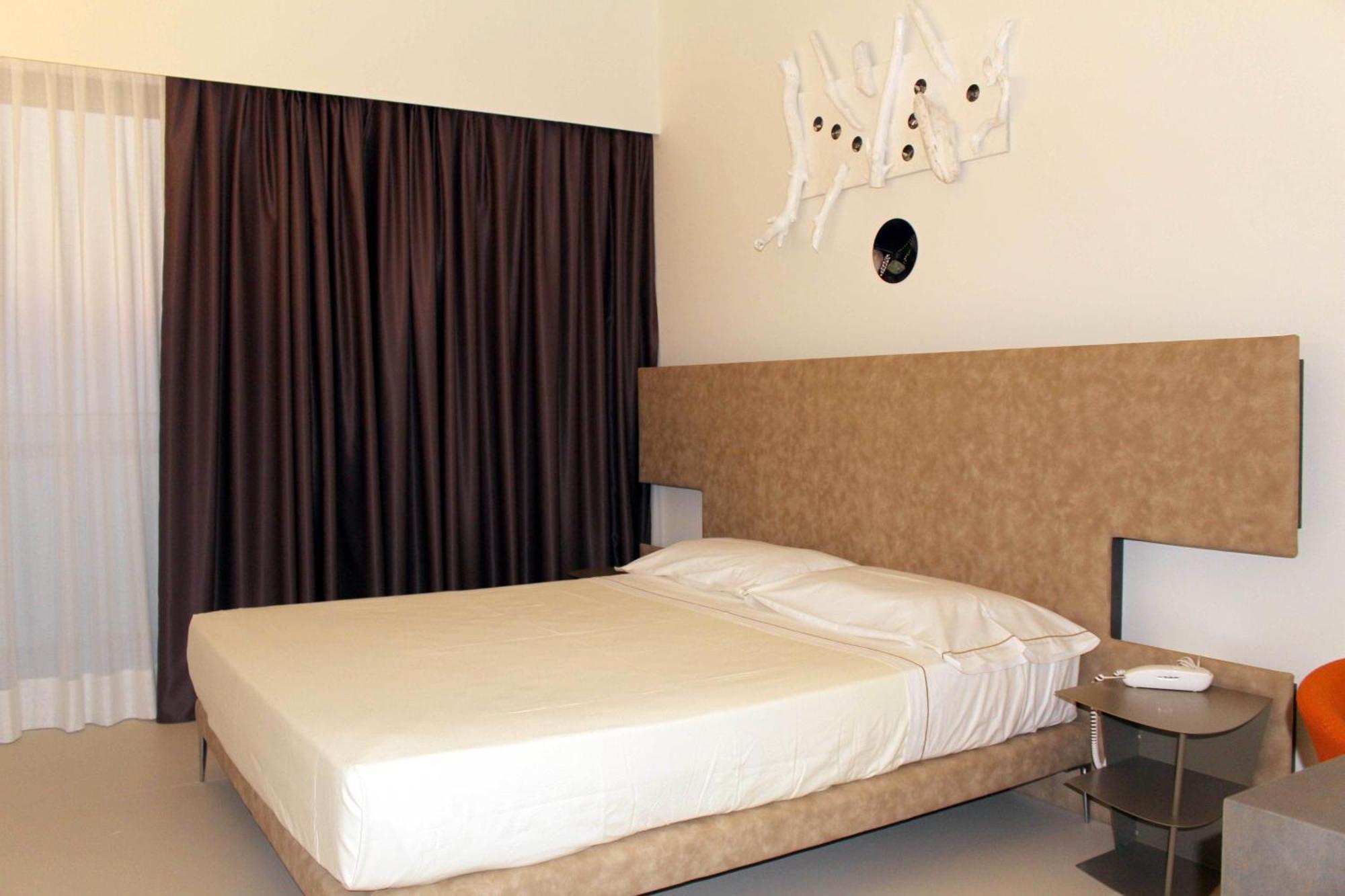 Hotel Cristallo Senigallia Værelse billede